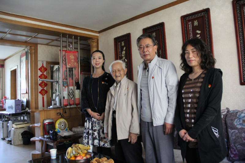 中共青海省第三建筑工程有限公司支部委員會(huì)開(kāi)展“走訪慰問(wèn)暖人心，紅色精神永傳承”活動(dòng)