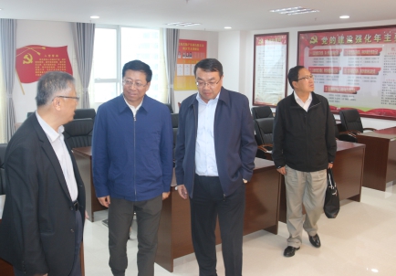 青海省副省長、省國資委黨委書記、主任王黎明，蒞臨省物產(chǎn)集團調(diào)研指導(dǎo)工作